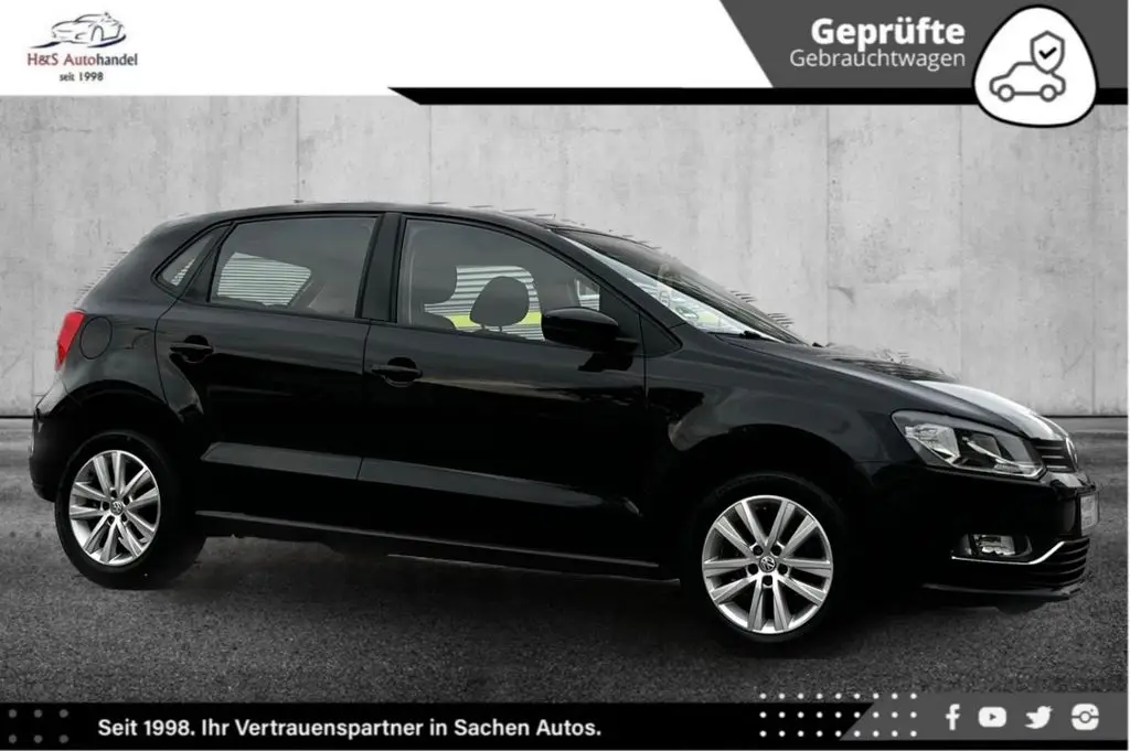 Photo 1 : Volkswagen Polo 2015 Petrol