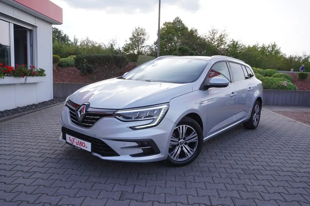 Photo 1 : Renault Megane 2022 Essence