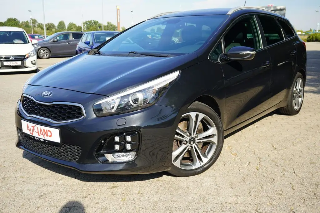 Photo 1 : Kia Ceed 2022 Essence