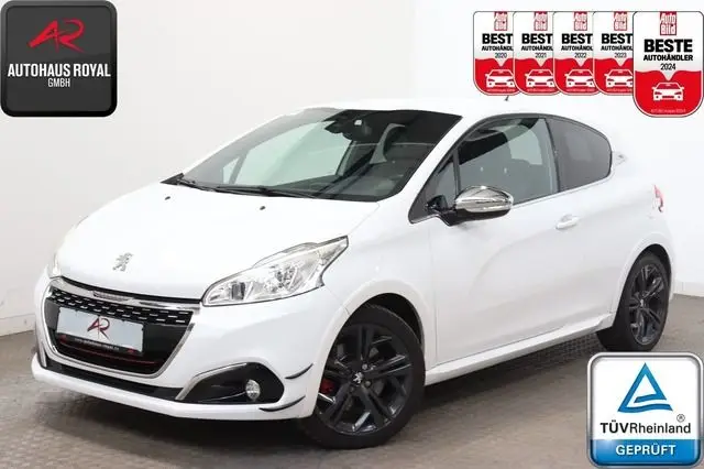 Photo 1 : Peugeot 208 2016 Petrol