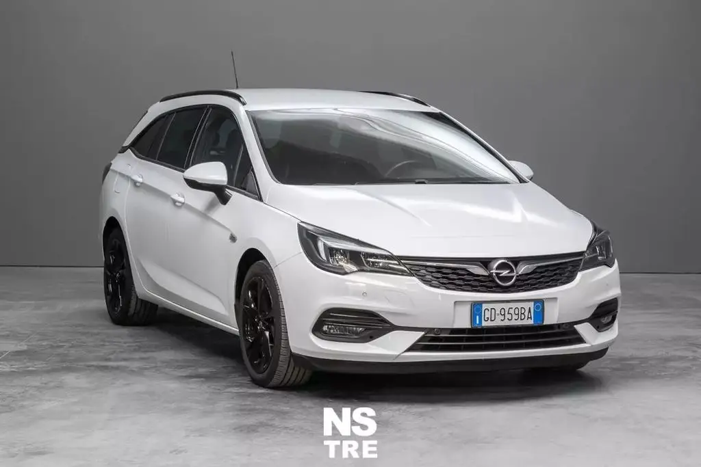 Photo 1 : Opel Astra 2020 Diesel