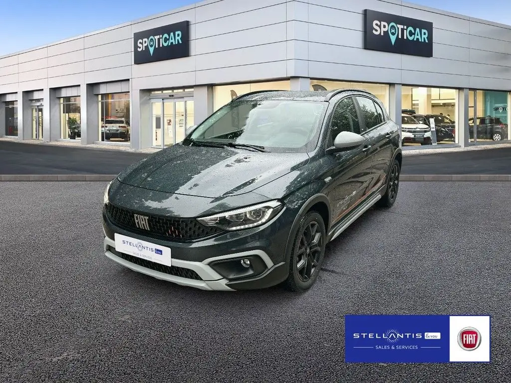 Photo 1 : Fiat Tipo 2024 Essence