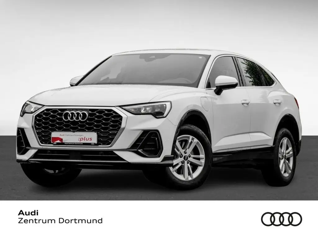 Photo 1 : Audi Q3 2021 Hybrid