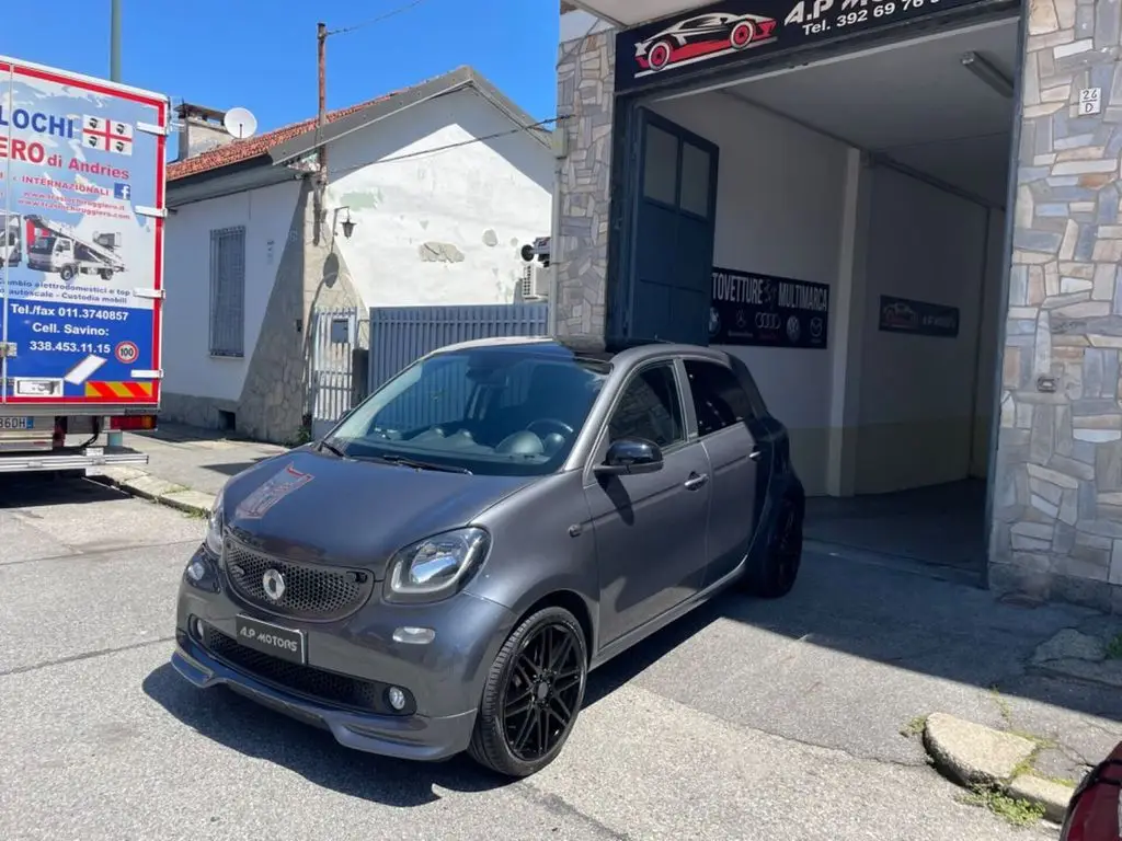 Photo 1 : Smart Forfour 2018 Petrol