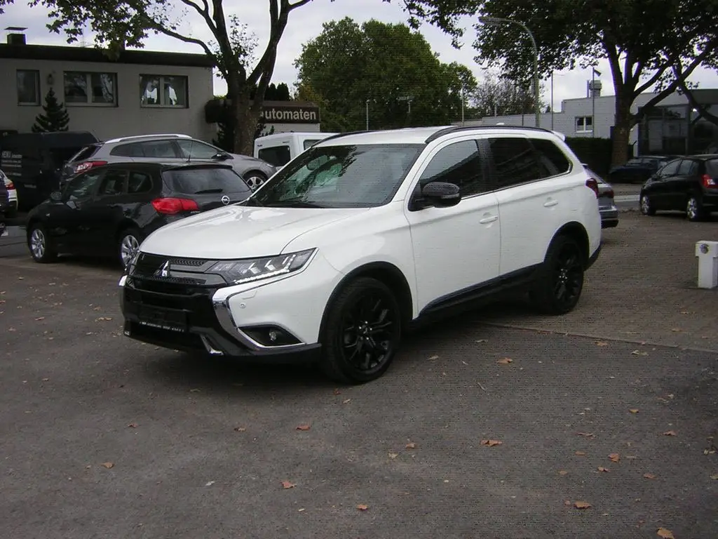 Photo 1 : Mitsubishi Outlander 2019 Petrol