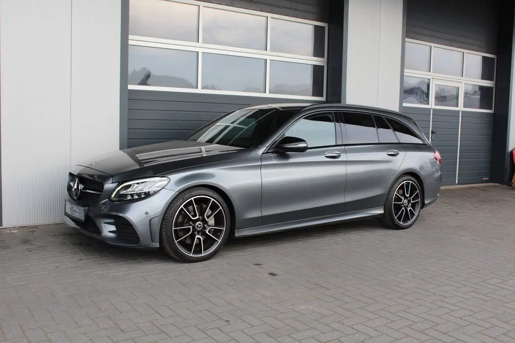 Photo 1 : Mercedes-benz Classe C 2019 Essence