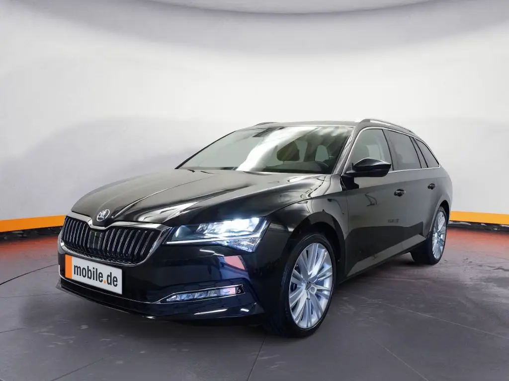 Photo 1 : Skoda Superb 2022 Essence