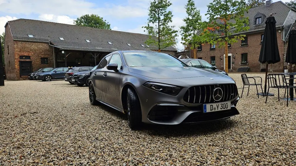 Photo 1 : Mercedes-benz Classe A 2023 Petrol