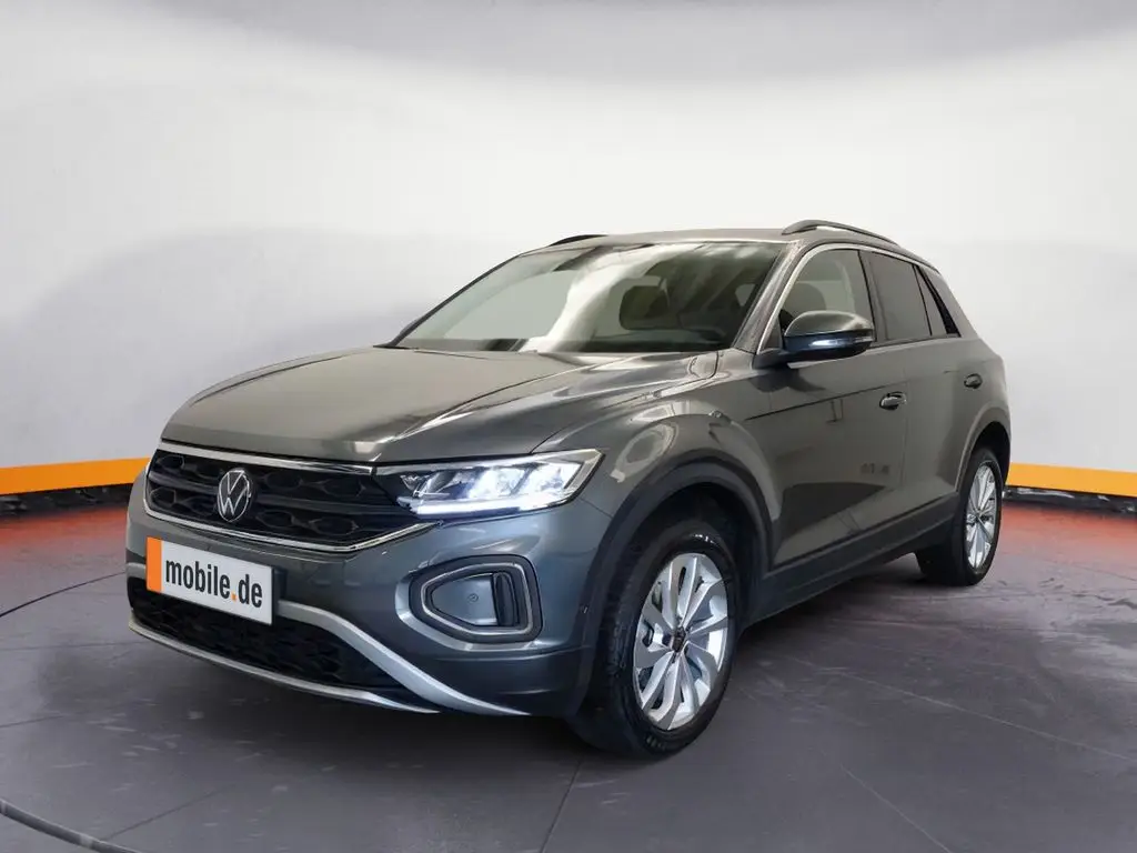 Photo 1 : Volkswagen T-roc 2024 Petrol