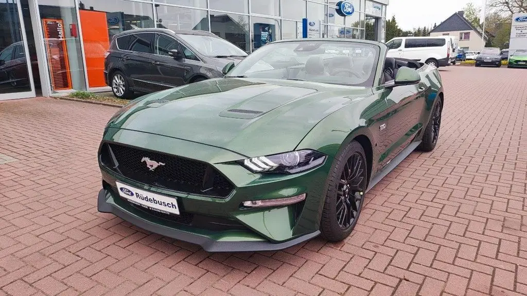 Photo 1 : Ford Mustang 2023 Petrol