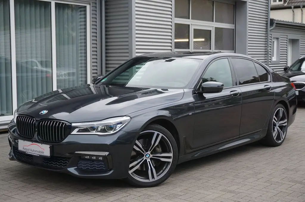 Photo 1 : Bmw Serie 7 2017 Diesel