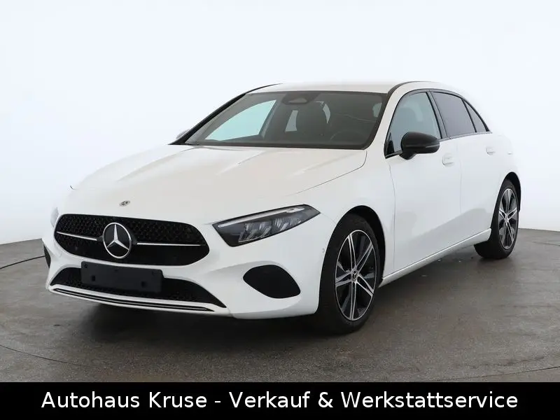 Photo 1 : Mercedes-benz Classe A 2023 Petrol