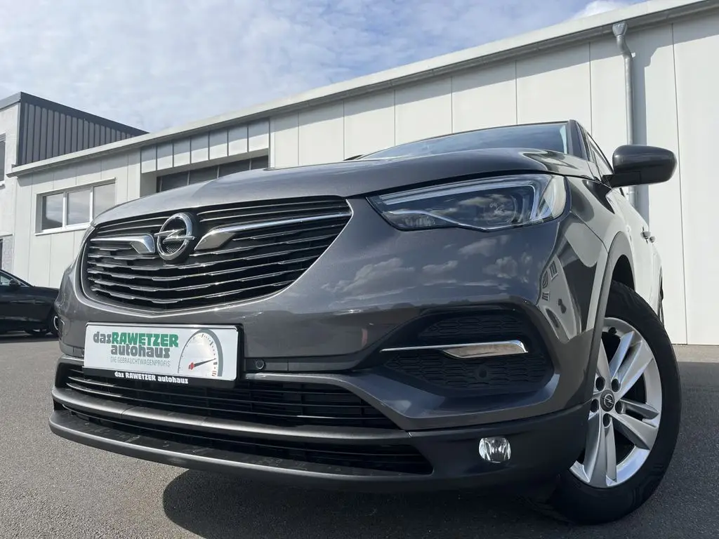 Photo 1 : Opel Grandland 2019 Essence