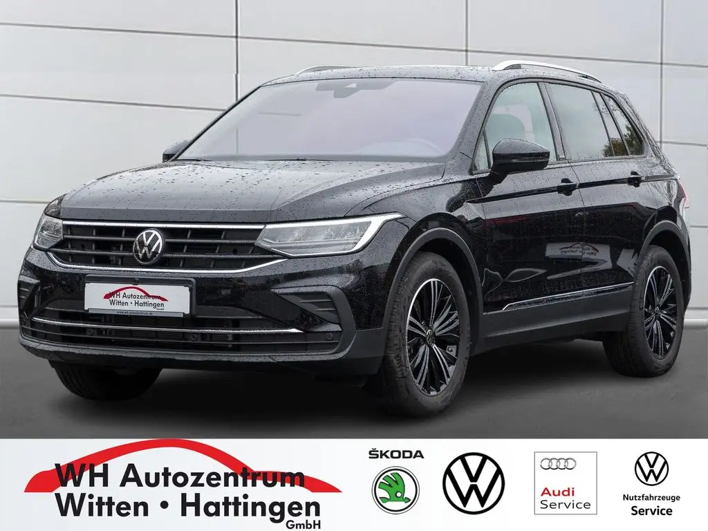 Photo 1 : Volkswagen Tiguan 2023 Essence