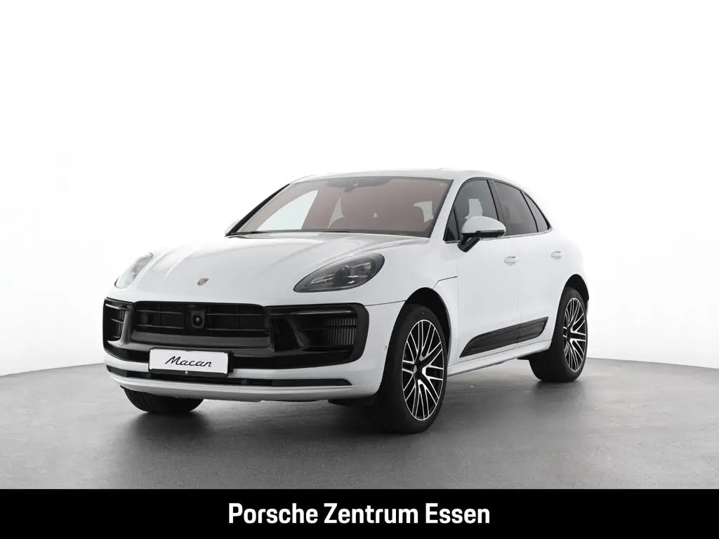 Photo 1 : Porsche Macan 2023 Essence