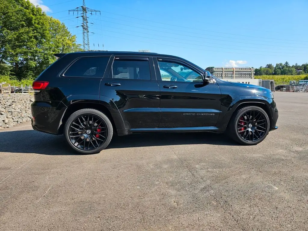 Photo 1 : Jeep Grand Cherokee 2019 Essence