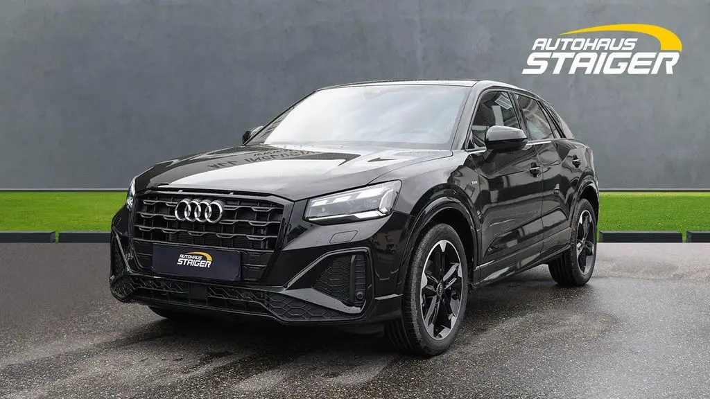 Photo 1 : Audi Q2 2023 Essence