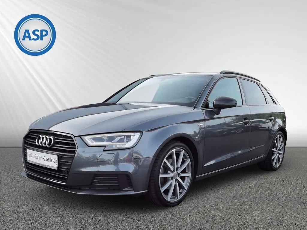 Photo 1 : Audi A3 2018 Petrol