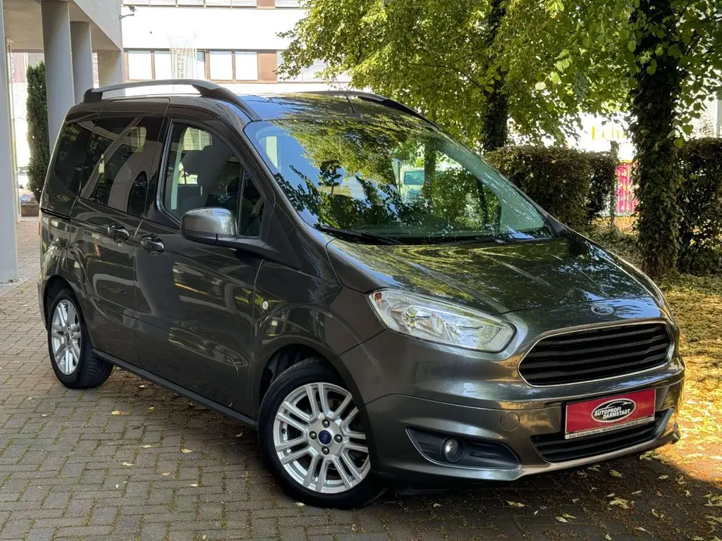 Photo 1 : Ford Tourneo 2017 Petrol