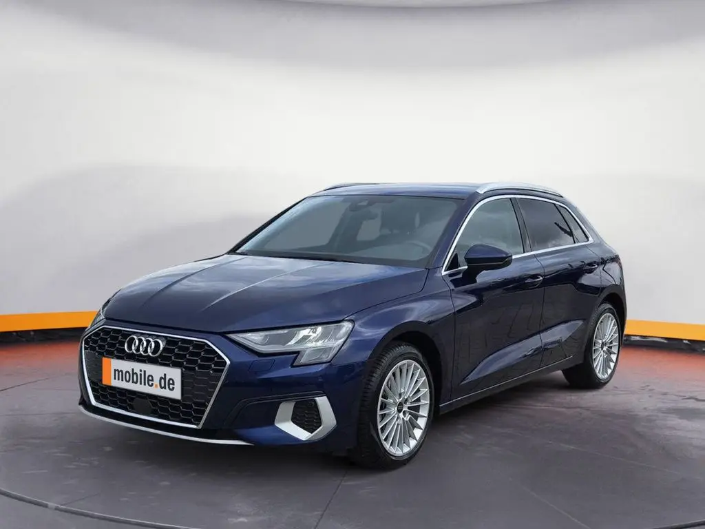 Photo 1 : Audi A3 2023 Essence