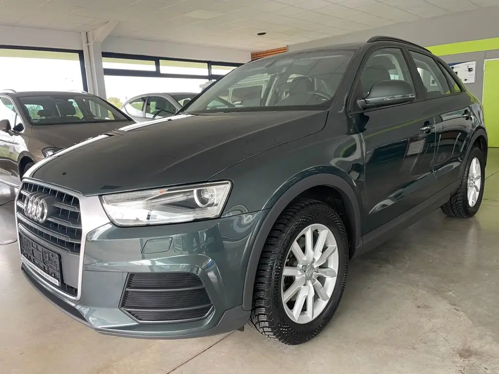 Photo 1 : Audi Q3 2018 Petrol