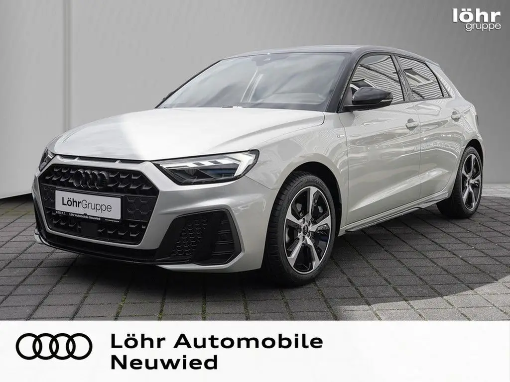 Photo 1 : Audi A1 2024 Petrol