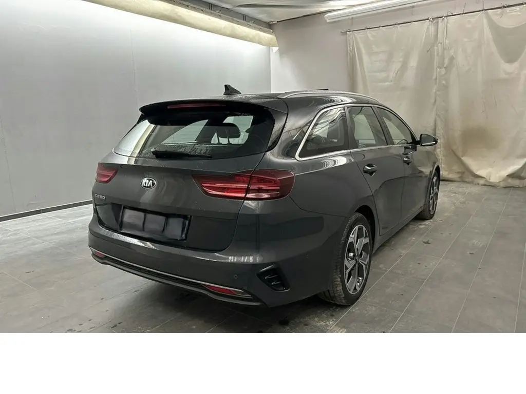 Photo 1 : Kia Ceed 2022 Petrol