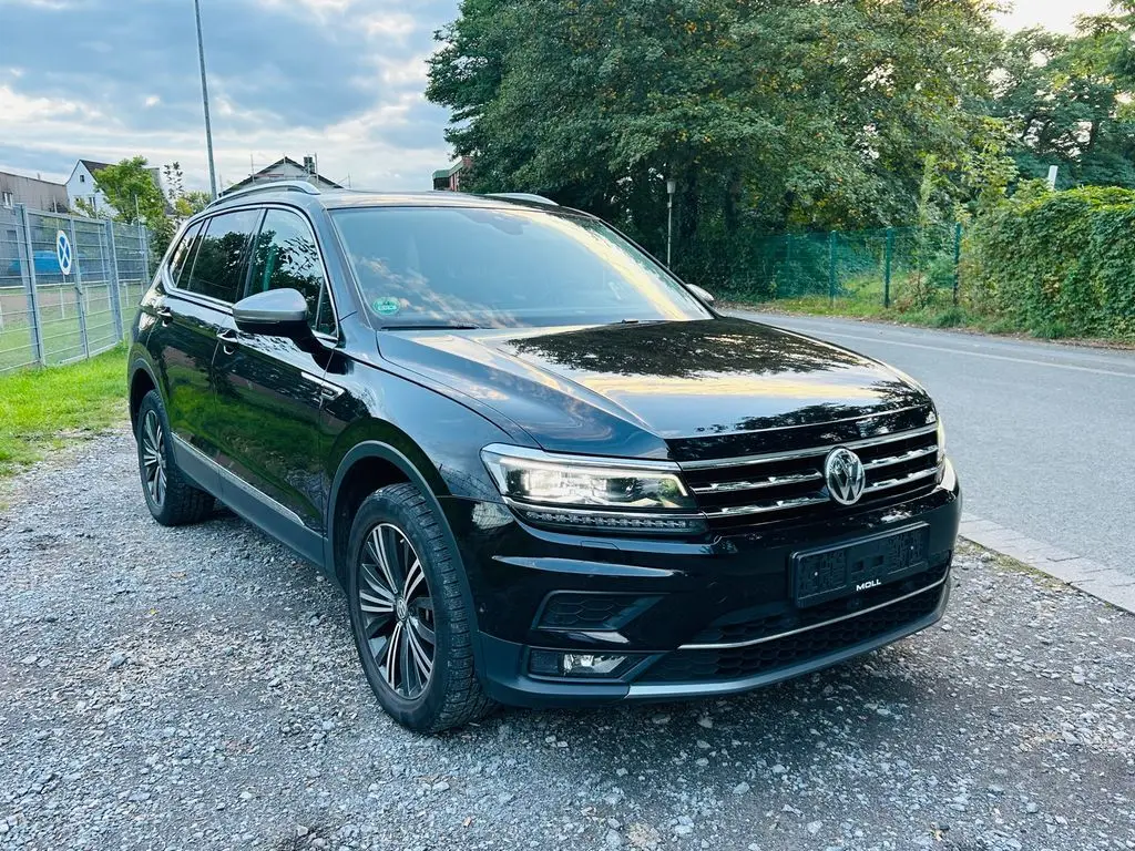 Photo 1 : Volkswagen Tiguan 2018 Petrol