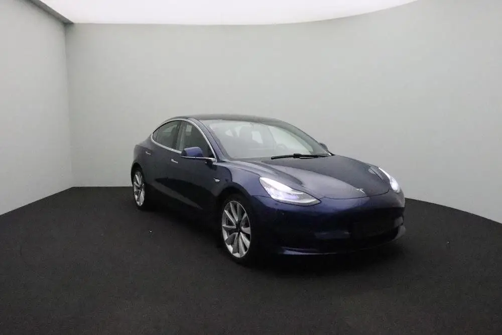 Photo 1 : Tesla Model 3 2020 Non renseigné