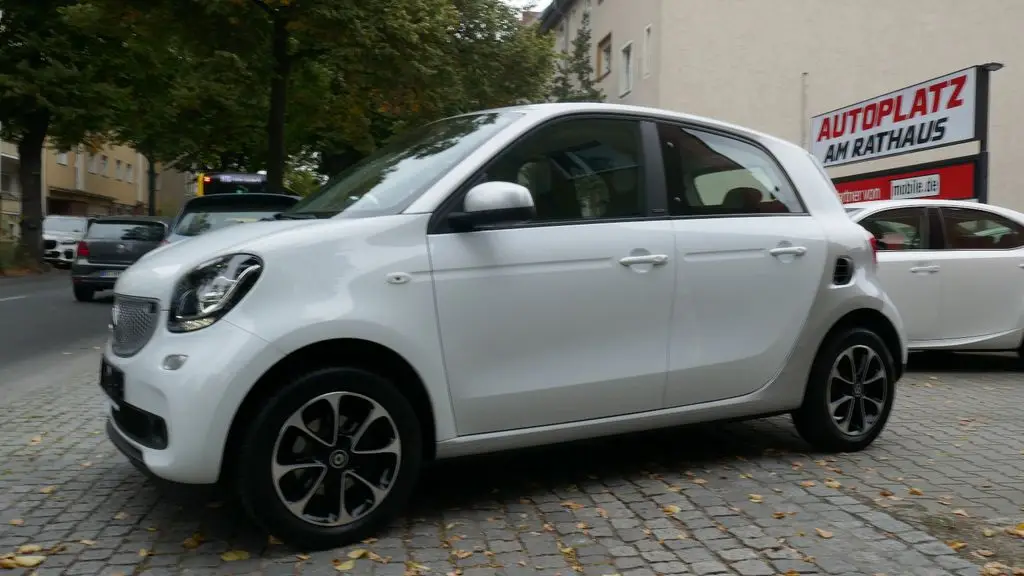 Photo 1 : Smart Forfour 2015 Petrol