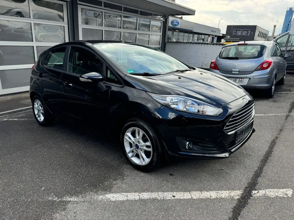 Photo 1 : Ford Fiesta 2015 Petrol