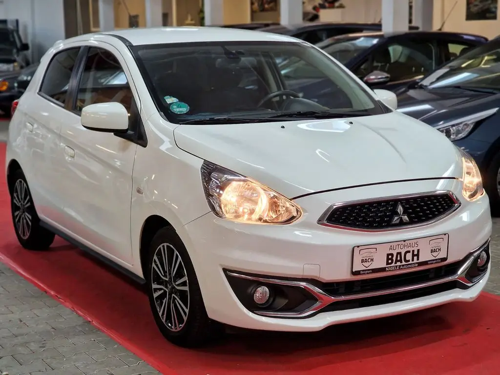 Photo 1 : Mitsubishi Space Star 2018 Petrol