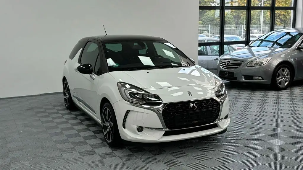 Photo 1 : Ds Automobiles Ds3 2018 Petrol