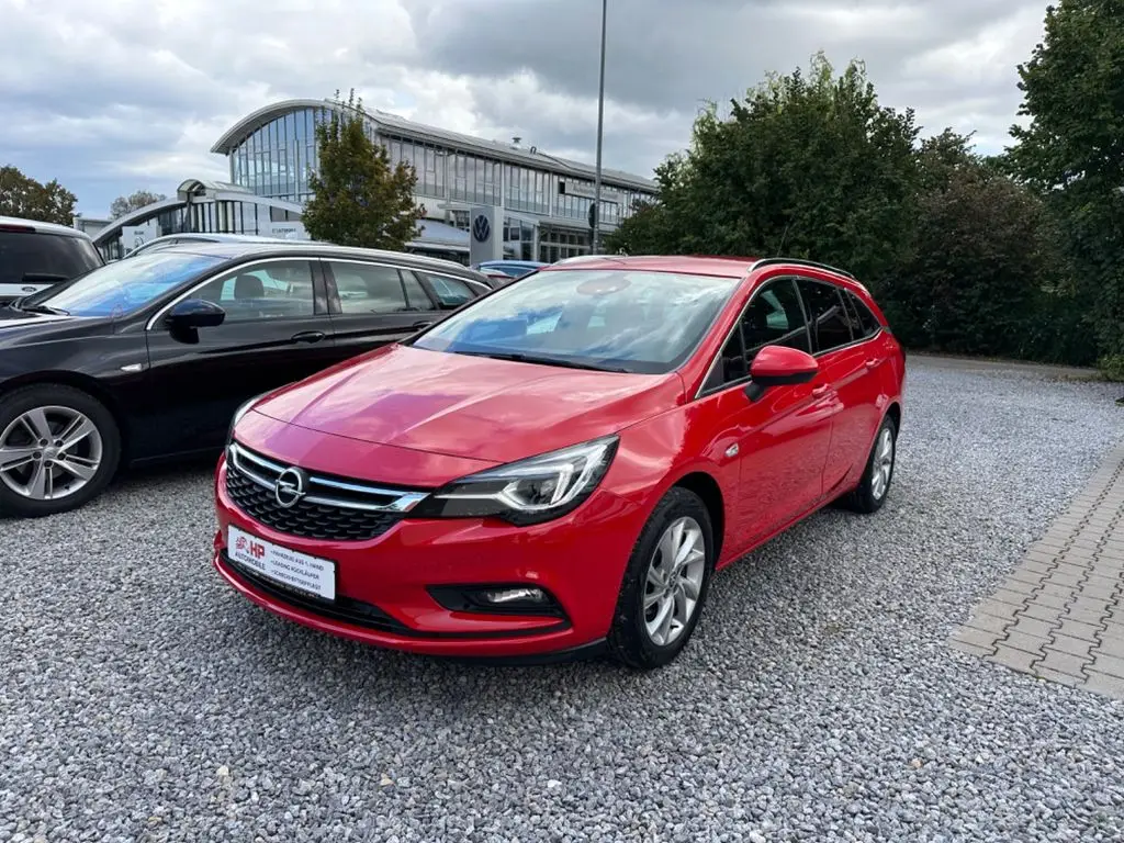 Photo 1 : Opel Astra 2019 Essence