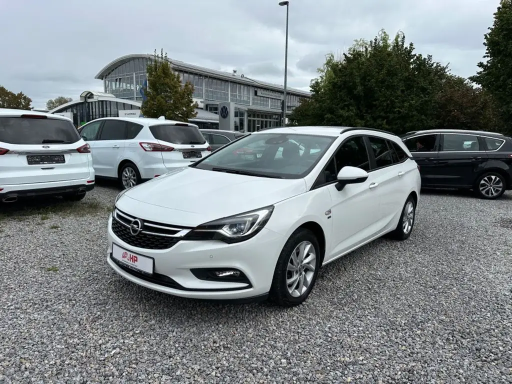 Photo 1 : Opel Astra 2019 Diesel