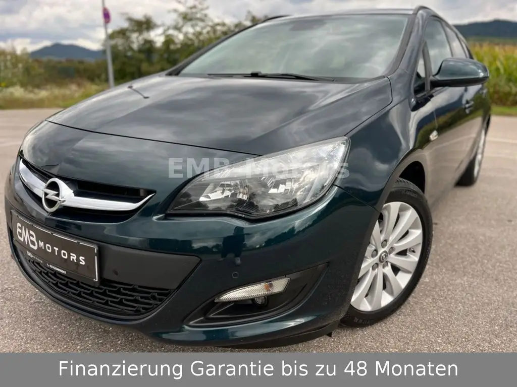 Photo 1 : Opel Astra 2015 Essence