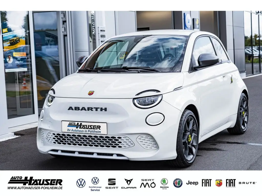 Photo 1 : Abarth 500 2024 Non renseigné