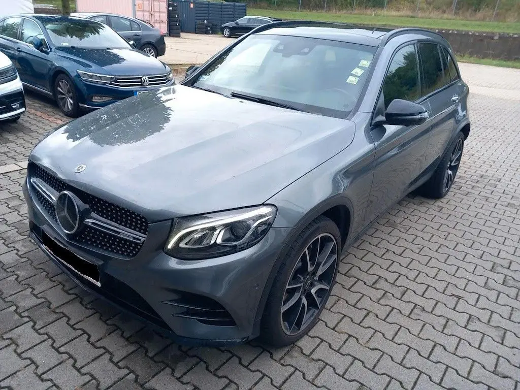 Photo 1 : Mercedes-benz Classe Glc 2018 Petrol