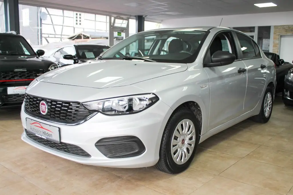 Photo 1 : Fiat Tipo 2019 Petrol