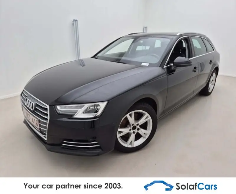 Photo 1 : Audi A4 2018 Petrol