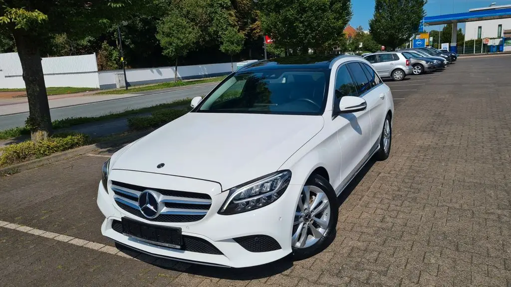 Photo 1 : Mercedes-benz Classe C 2019 Petrol