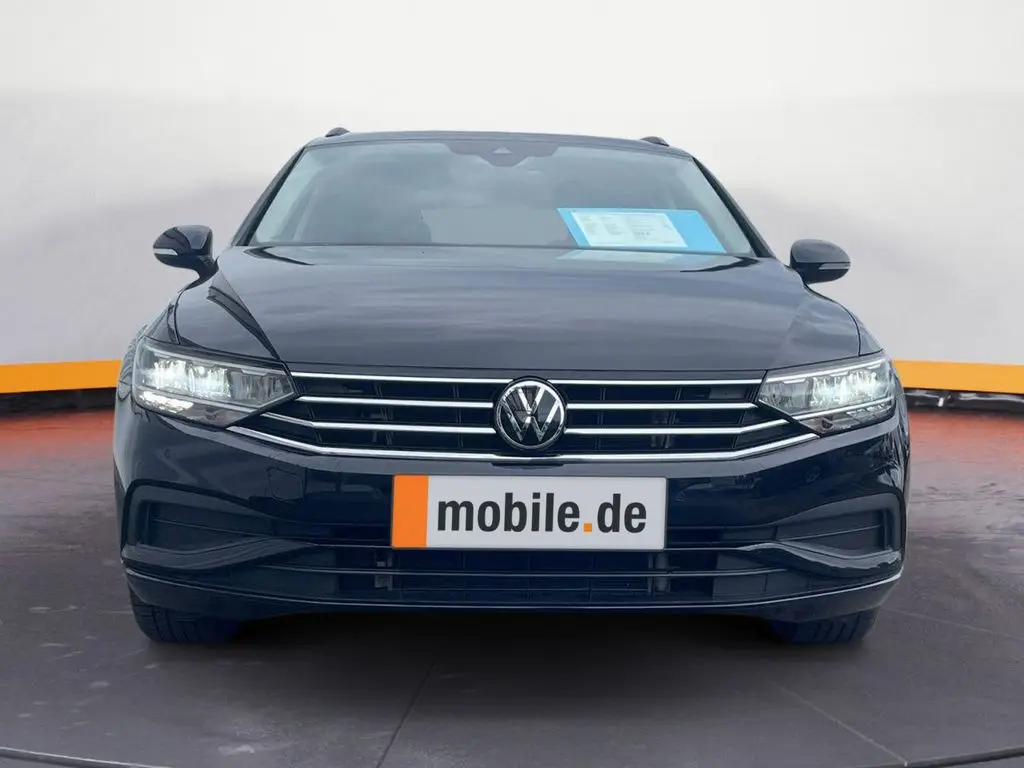 Photo 1 : Volkswagen Passat 2023 Diesel