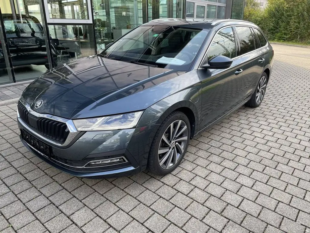 Photo 1 : Skoda Octavia 2021 Hybrid