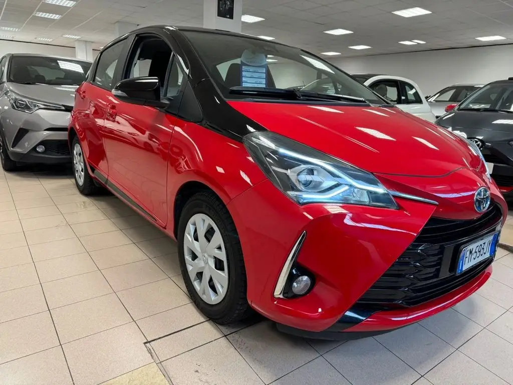 Photo 1 : Toyota Yaris 2017 Hybride