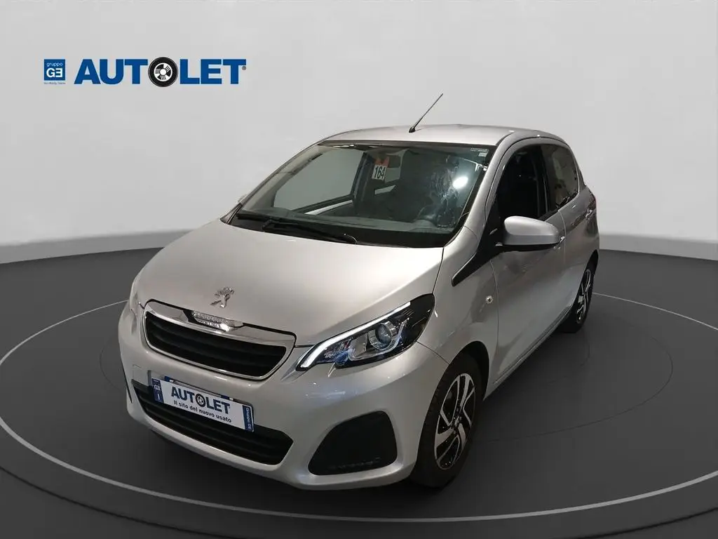 Photo 1 : Peugeot 108 2020 Petrol