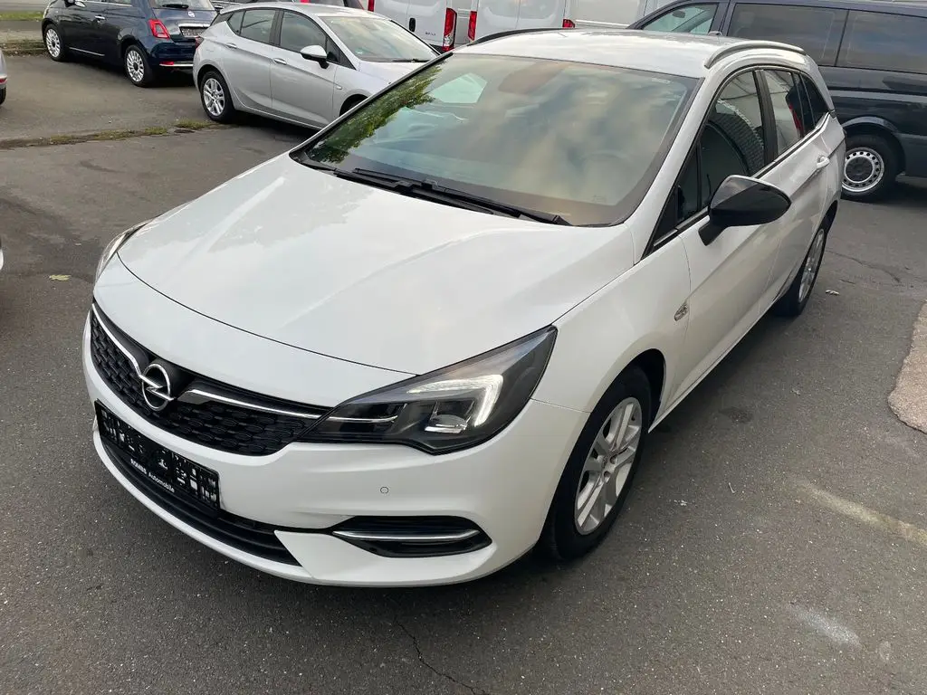 Photo 1 : Opel Astra 2022 Diesel