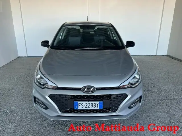 Photo 1 : Hyundai I20 2019 Petrol