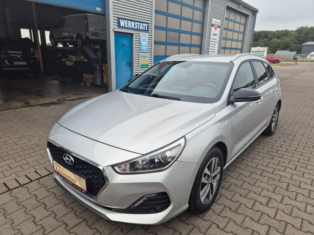 Photo 1 : Hyundai I30 2019 Diesel