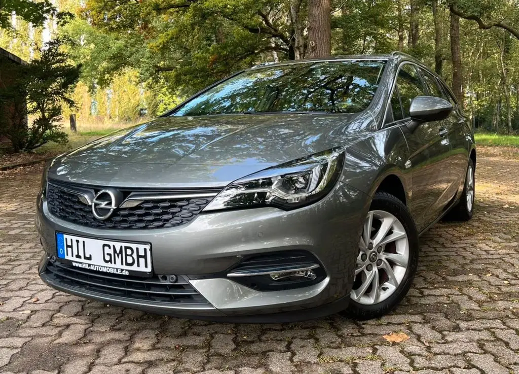 Photo 1 : Opel Astra 2020 Essence