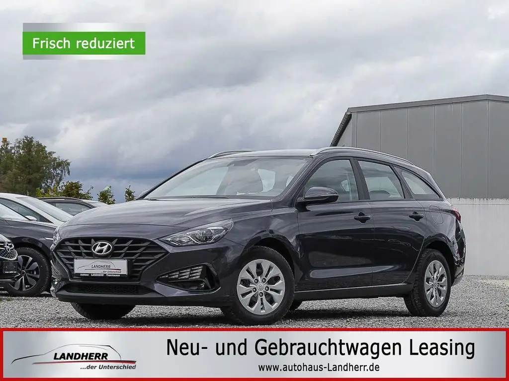 Photo 1 : Hyundai I30 2022 Petrol